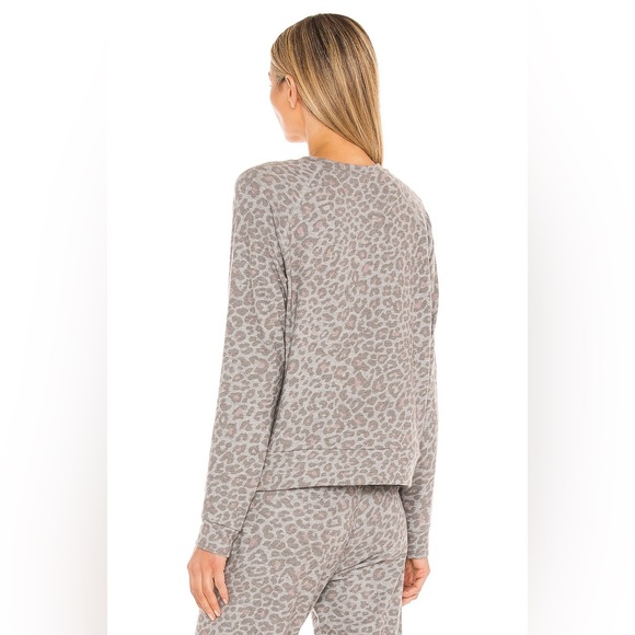 NWT Beyond Yoga Favorite Raglan Crew Pullover in Chai Cocoa Brown Leopard XS - Picture 4 of 14